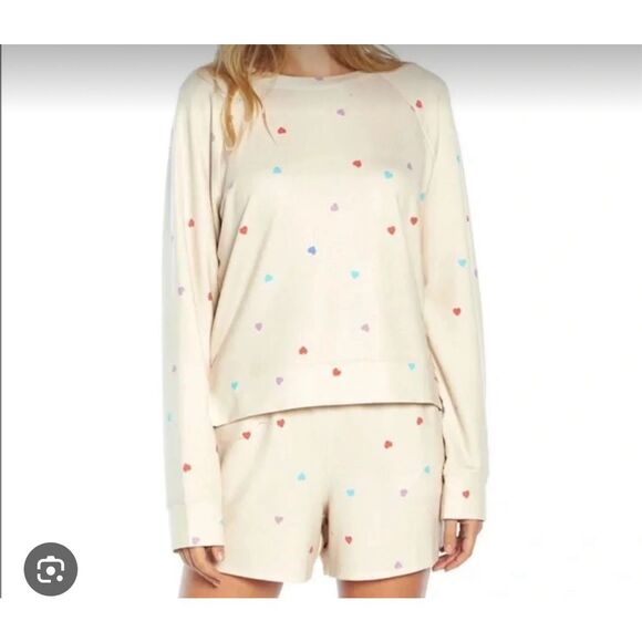 Wildfox Lounge Set Sweatshirt & Shorts Oatmeal Hearts XL NWT$160 - Picture 7 of 7
